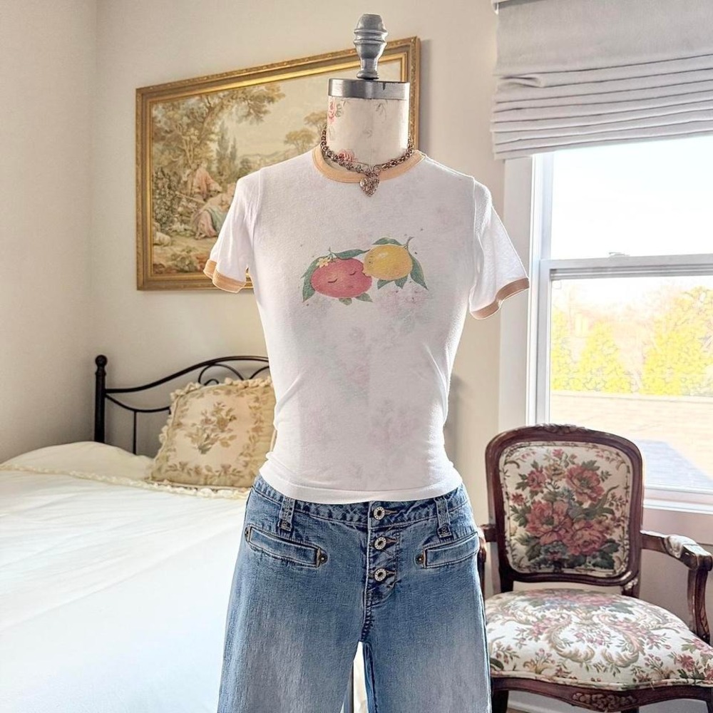 70s inspired y2k white fruit‎ graphic baby tee Alternative size xs